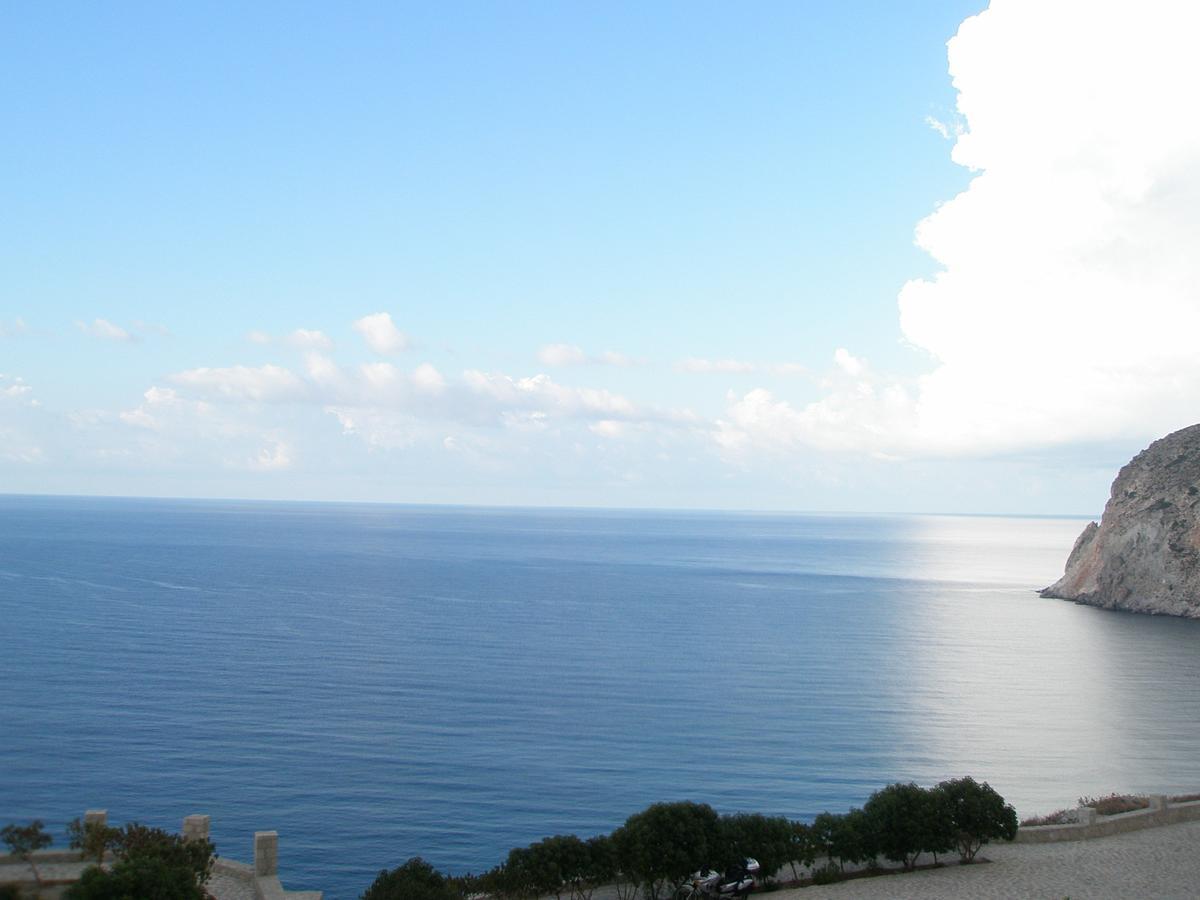 Psaravolada Hotel Milos Strand van Agia Kiriaki Buitenkant foto